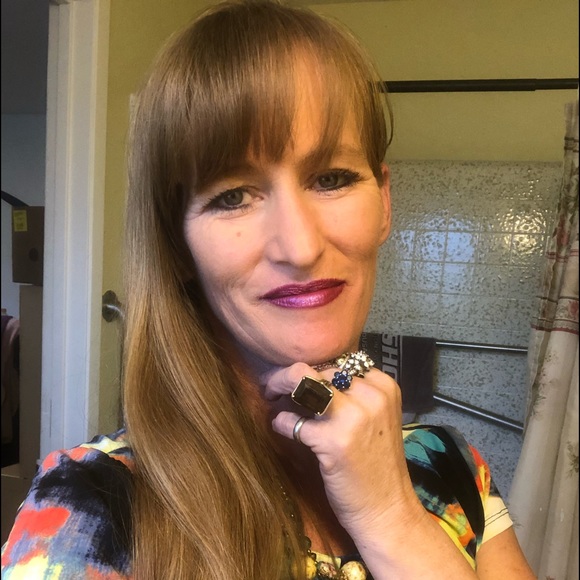 Meet your Posher, Angel - Picture 1 of 4